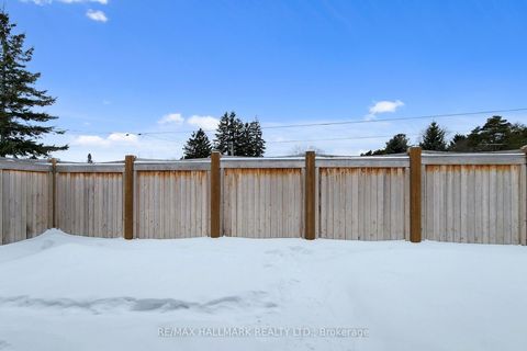Photo 41 at 2 Holtby Court, Port Perry, Scugog