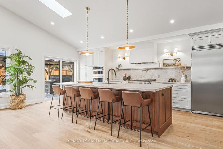 Photo 5 at 251 Glen Afton Drive, Shoreacres, Burlington