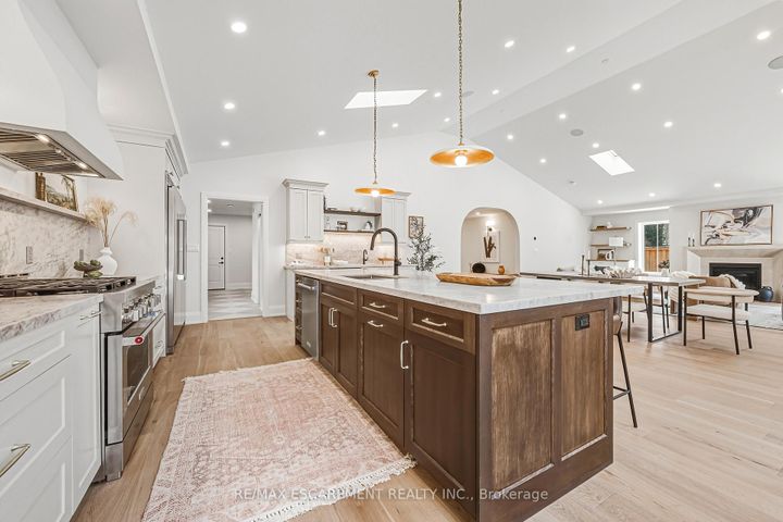 Photo 8 at 251 Glen Afton Drive, Shoreacres, Burlington