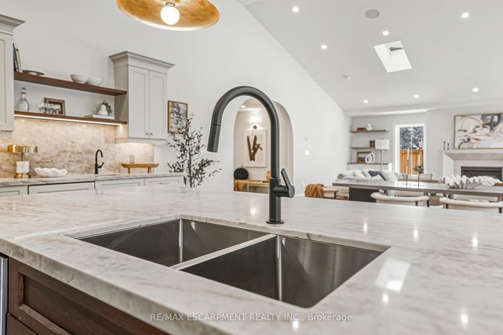 Photo 11 at 251 Glen Afton Drive, Shoreacres, Burlington