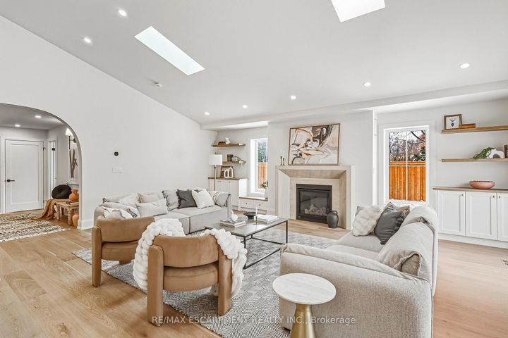 Photo 15 at 251 Glen Afton Drive, Shoreacres, Burlington