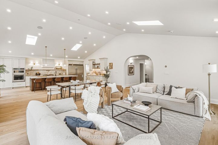 Photo 18 at 251 Glen Afton Drive, Shoreacres, Burlington