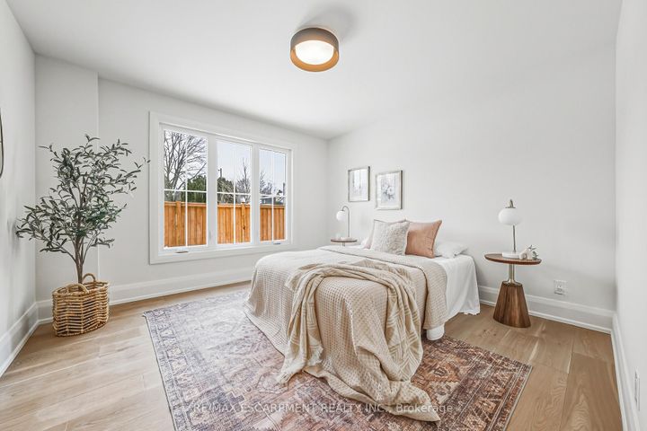 Photo 23 at 251 Glen Afton Drive, Shoreacres, Burlington