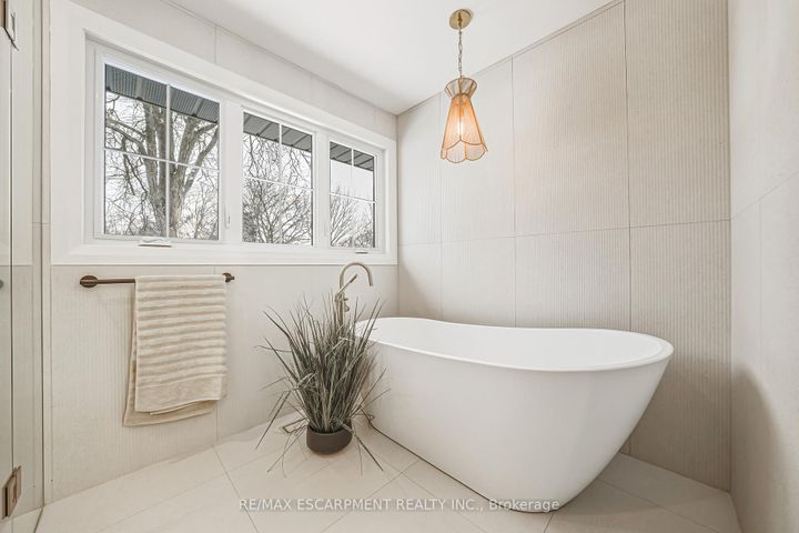 Photo 30 at 251 Glen Afton Drive, Shoreacres, Burlington