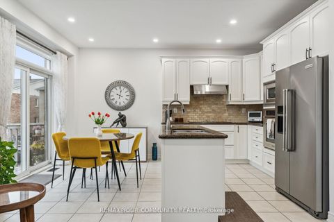 Photo 23 at 26 Ivy Jay Crescent, Bayview Northeast, Aurora