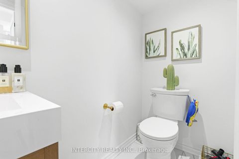 Photo 11 at 12 Quilico Road, Elder Mills, Vaughan