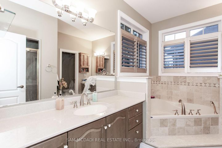 Photo 22 at 50 Links Lane, Credit Valley, Brampton