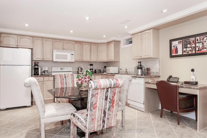 Photo 31 at 50 Links Lane, Credit Valley, Brampton