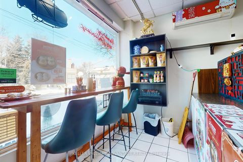 Photo 3 at 399 Old Orchard Grove, Nortown, Toronto