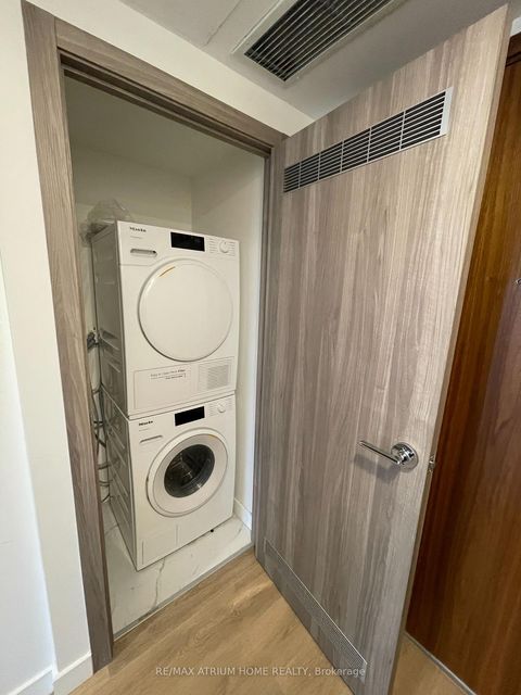 Photo 1 at 2208 - 38 Widmer Street, Waterfront Communities C1, Toronto