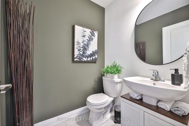 Photo 7 at 75 Windtree Way, Georgetown, Halton Hills