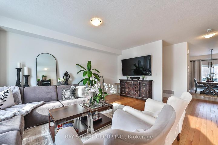 Photo 10 at 75 Windtree Way, Georgetown, Halton Hills