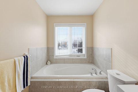 Photo 14 at 40 Cliff Gunn Road, Woodland Hill, Newmarket