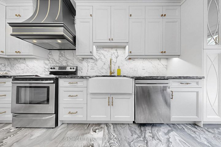 Photo 8 at 105 Moreau Trail, Birchmount, Toronto