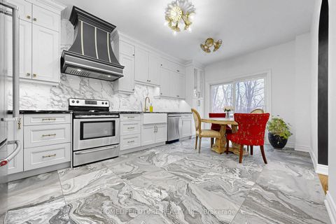 Photo 6 at 105 Moreau Trail, Birchmount, Toronto