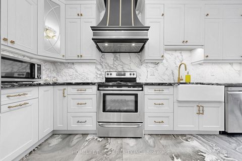 Photo 7 at 105 Moreau Trail, Birchmount, Toronto