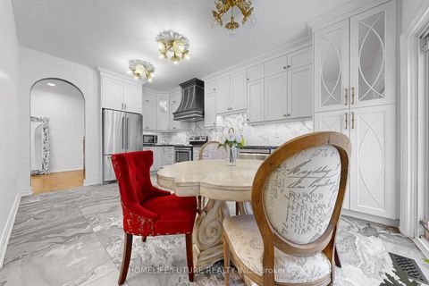 Photo 10 at 105 Moreau Trail, Birchmount, Toronto