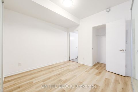 Photo 14 at 302 - 38 Joe Shuster Way, South Parkdale, Toronto