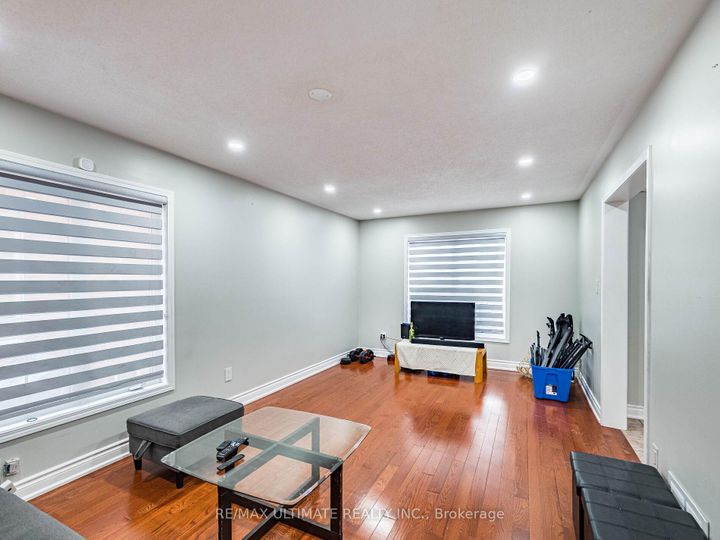 Photo 9 at 22 Beresford Crescent, Bram East, Brampton