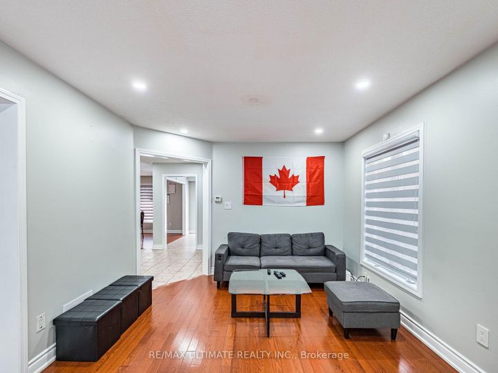 Photo 12 at 22 Beresford Crescent, Bram East, Brampton