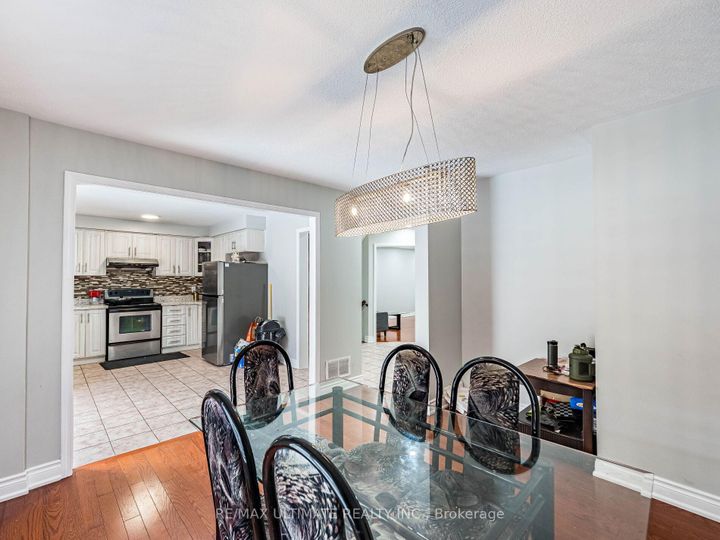 Photo 17 at 22 Beresford Crescent, Bram East, Brampton