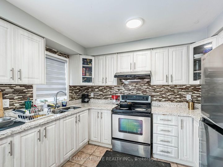 Photo 19 at 22 Beresford Crescent, Bram East, Brampton