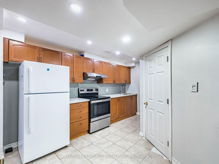 Photo 38 at 22 Beresford Crescent, Bram East, Brampton