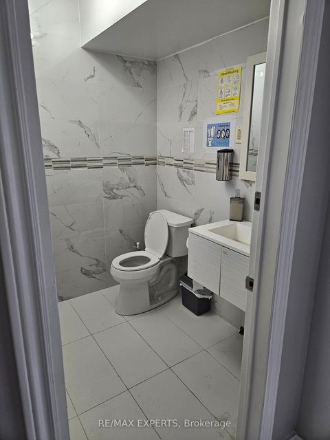 Photo 17 at 2 - 1270 Finch Avenue W, York University Heights, Toronto