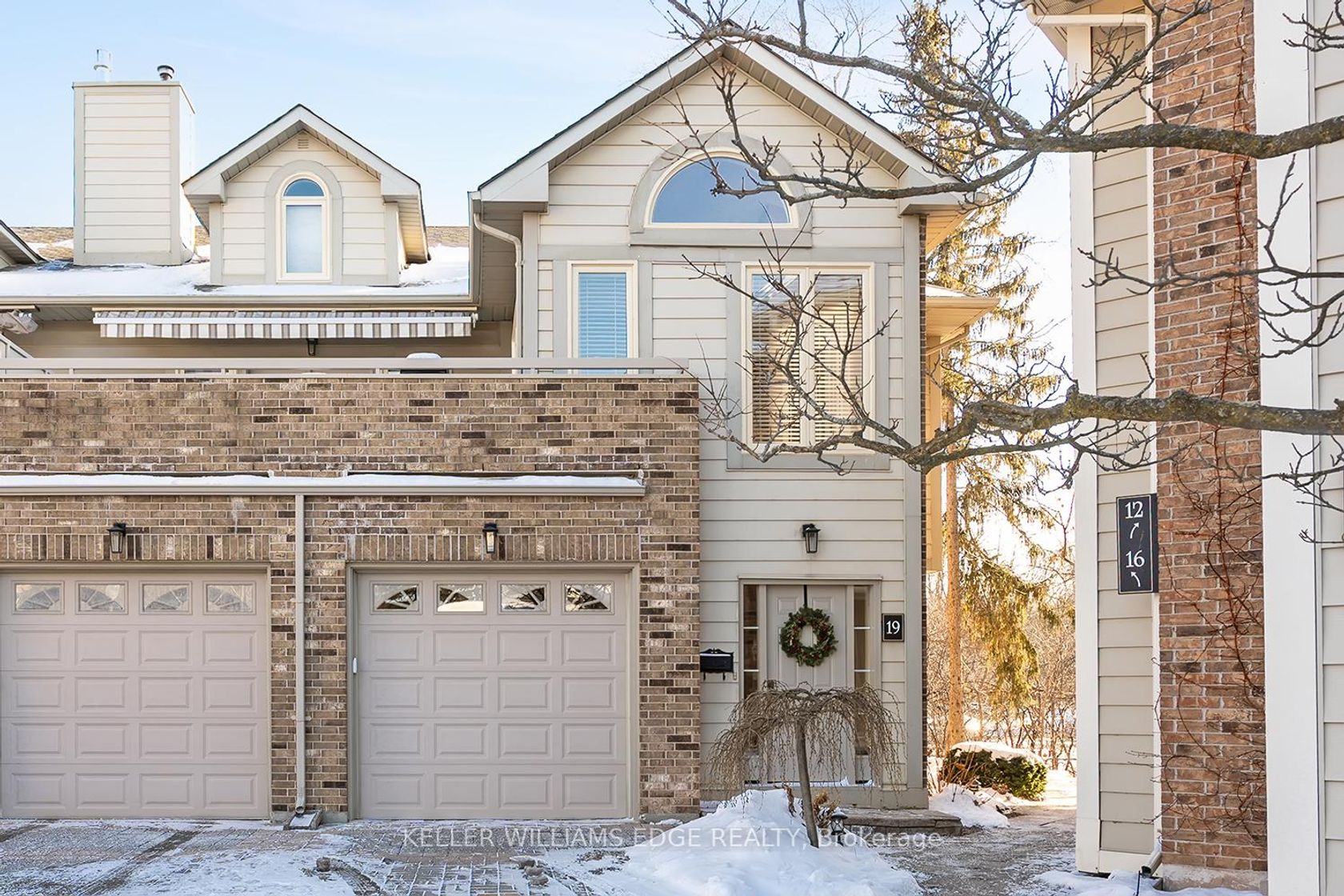 19 - 3230 New Street, Roseland, Burlington 