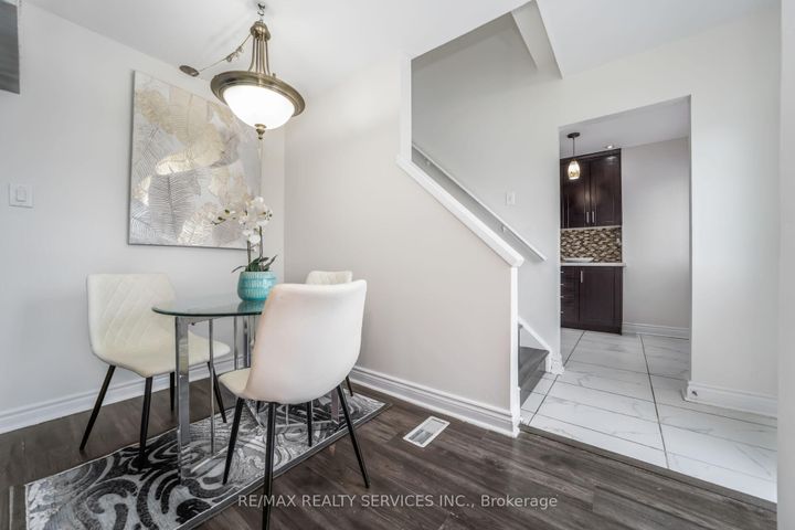 Photo 6 at 11 Juliette Square, Northgate, Brampton