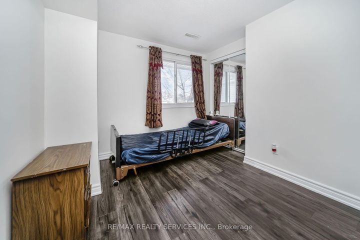 Photo 25 at 11 Juliette Square, Northgate, Brampton