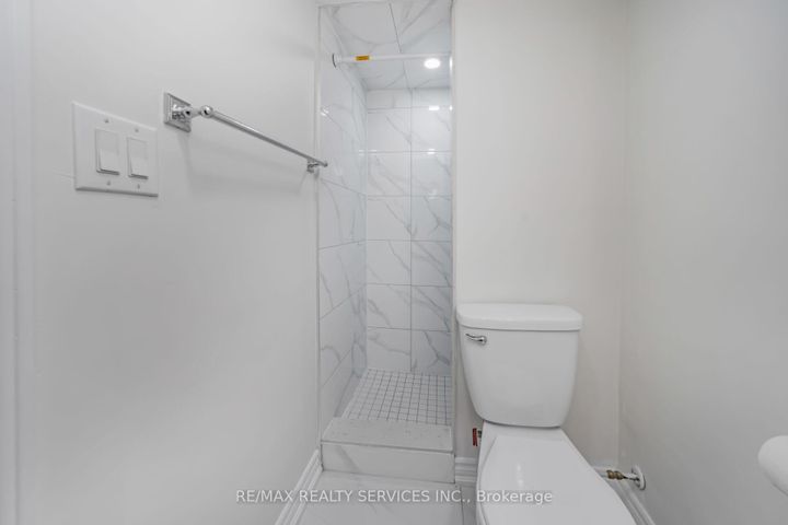 Photo 41 at 11 Juliette Square, Northgate, Brampton