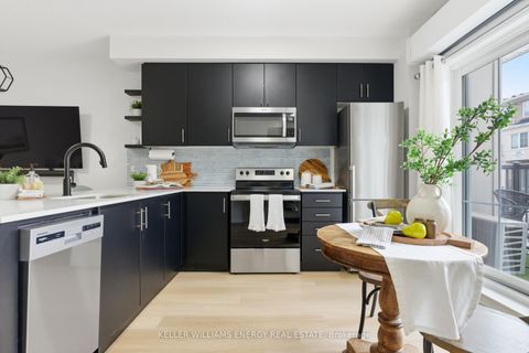 Photo 7 at 7 - 475 Beresford Path, Central, Oshawa