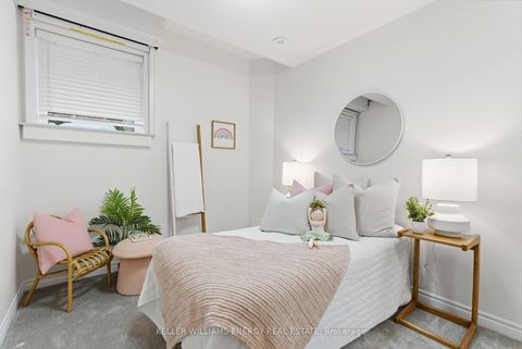 Photo 31 at 7 - 475 Beresford Path, Central, Oshawa