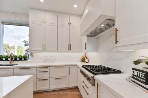 Photo 14 at 32 Treadway Boulevard, East York, Toronto