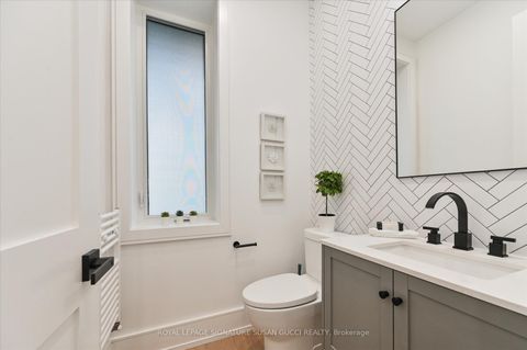 Photo 15 at 32 Treadway Boulevard, East York, Toronto