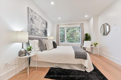 Photo 27 at 32 Treadway Boulevard, East York, Toronto