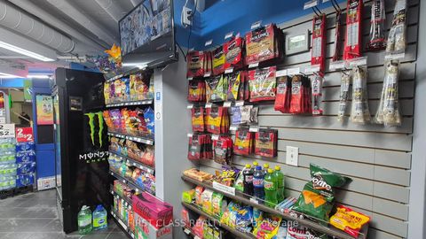 Photo 13 at 12 - 33 Bloor Street E, Bay Street Corridor, Toronto