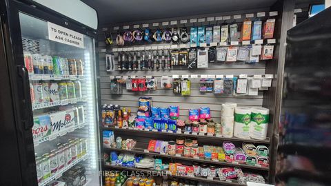 Photo 14 at 12 - 33 Bloor Street E, Bay Street Corridor, Toronto