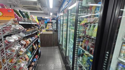 Photo 20 at 12 - 33 Bloor Street E, Bay Street Corridor, Toronto