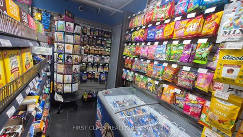 Photo 26 at 12 - 33 Bloor Street E, Bay Street Corridor, Toronto