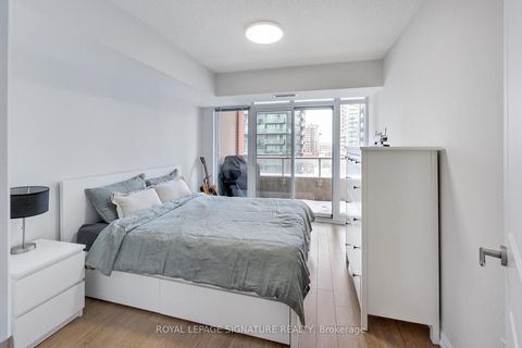 Photo 14 at 1016 - 85 East Liberty Street, Niagara, Toronto