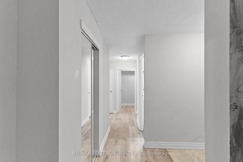 Photo 5 at 910 - 100 Wingarden Court, Malvern, Toronto