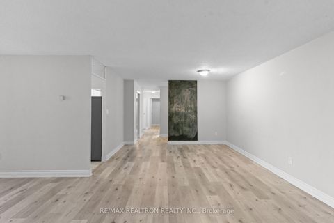 Photo 7 at 910 - 100 Wingarden Court, Malvern, Toronto