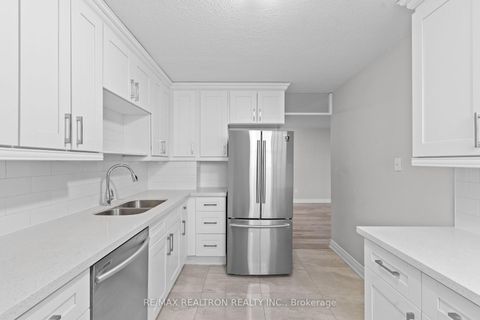 Photo 14 at 910 - 100 Wingarden Court, Malvern, Toronto