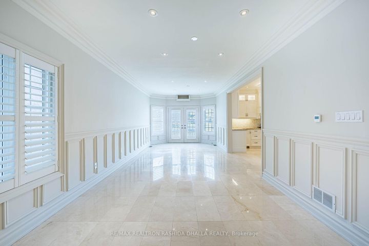 Photo 16 at 98 Ner Israel Drive, Patterson, Vaughan