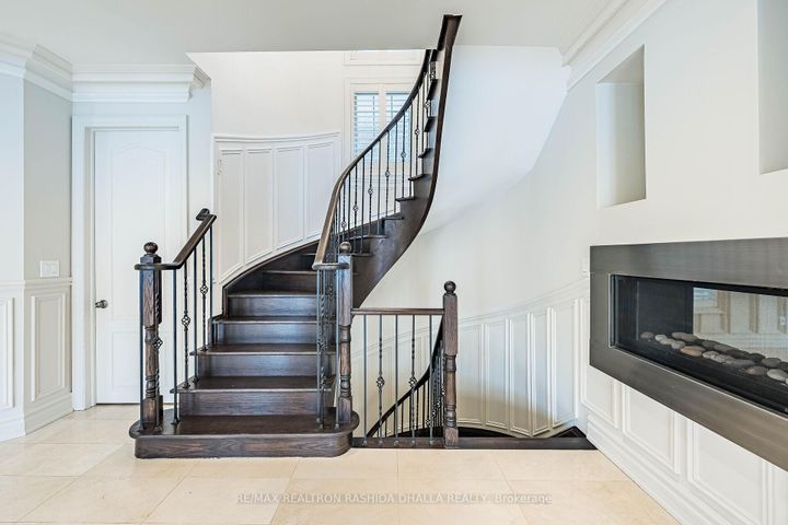 Photo 19 at 98 Ner Israel Drive, Patterson, Vaughan