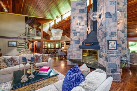 Photo 20 at 20 Woodsend Crescent, Aurora Estates, Aurora