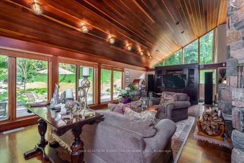 Photo 25 at 20 Woodsend Crescent, Aurora Estates, Aurora