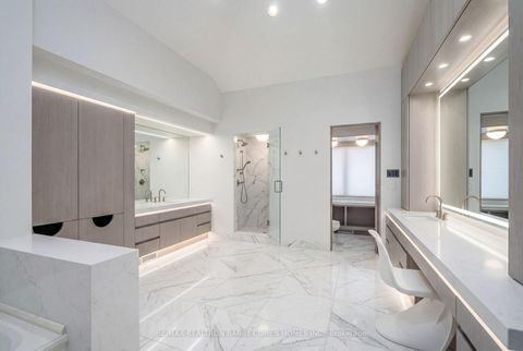 Photo 37 at 20 Woodsend Crescent, Aurora Estates, Aurora